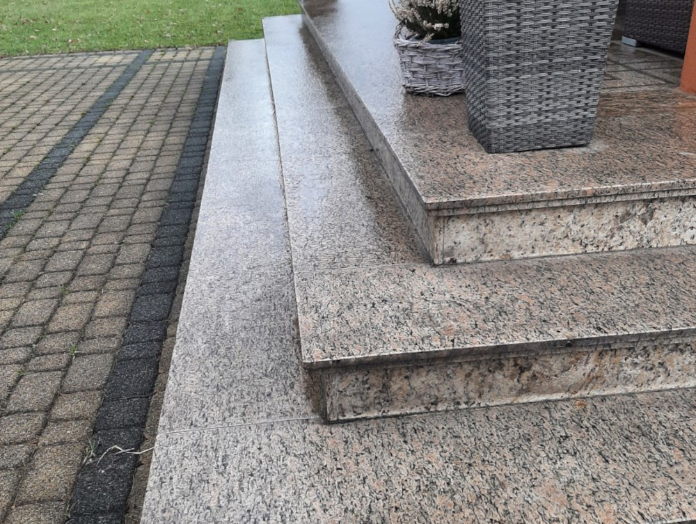 Schody zewnętrzne z kamienia Katowice – trwałość, estetyka i funkcjonalność na lata